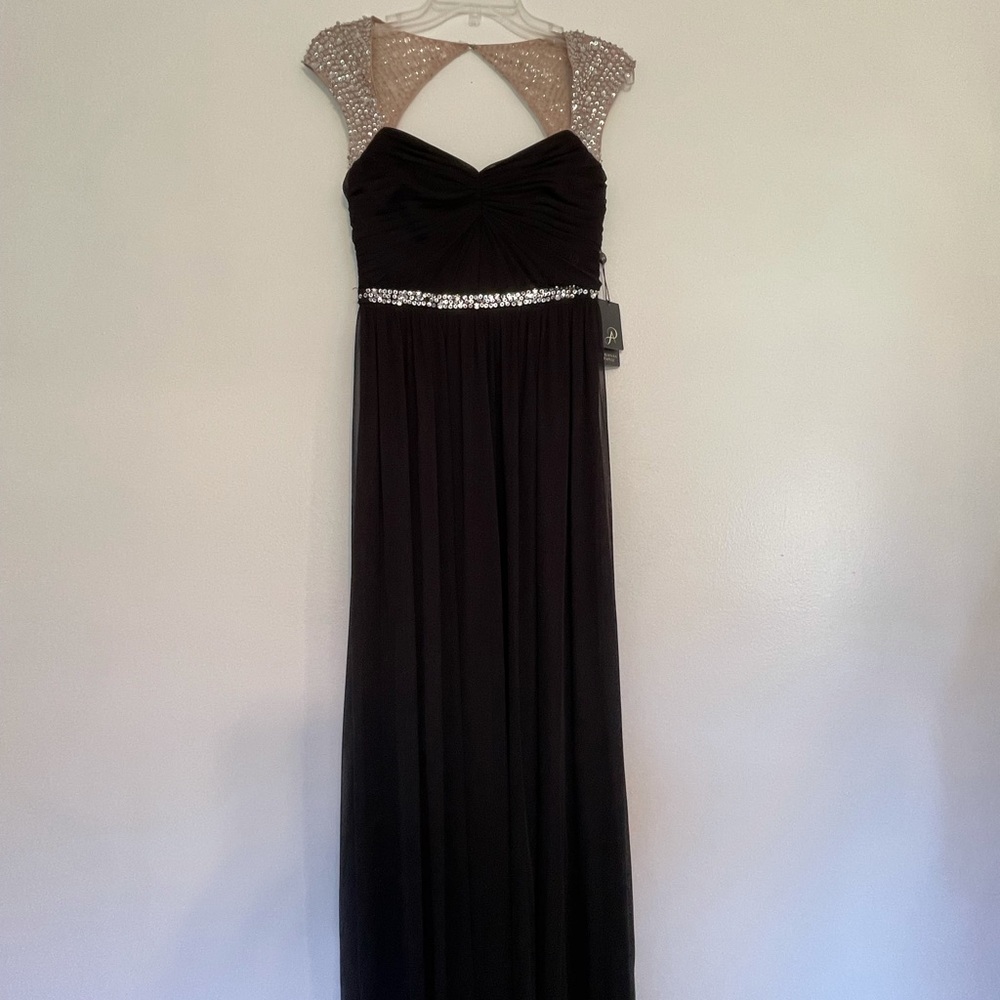 Adrianna Papell long gown with beading detail Black Size 2M Brand New